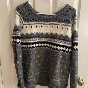 American Eagle Sweater